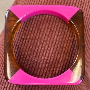Bold Pink and Tortoiseshell resin lucite square bangle